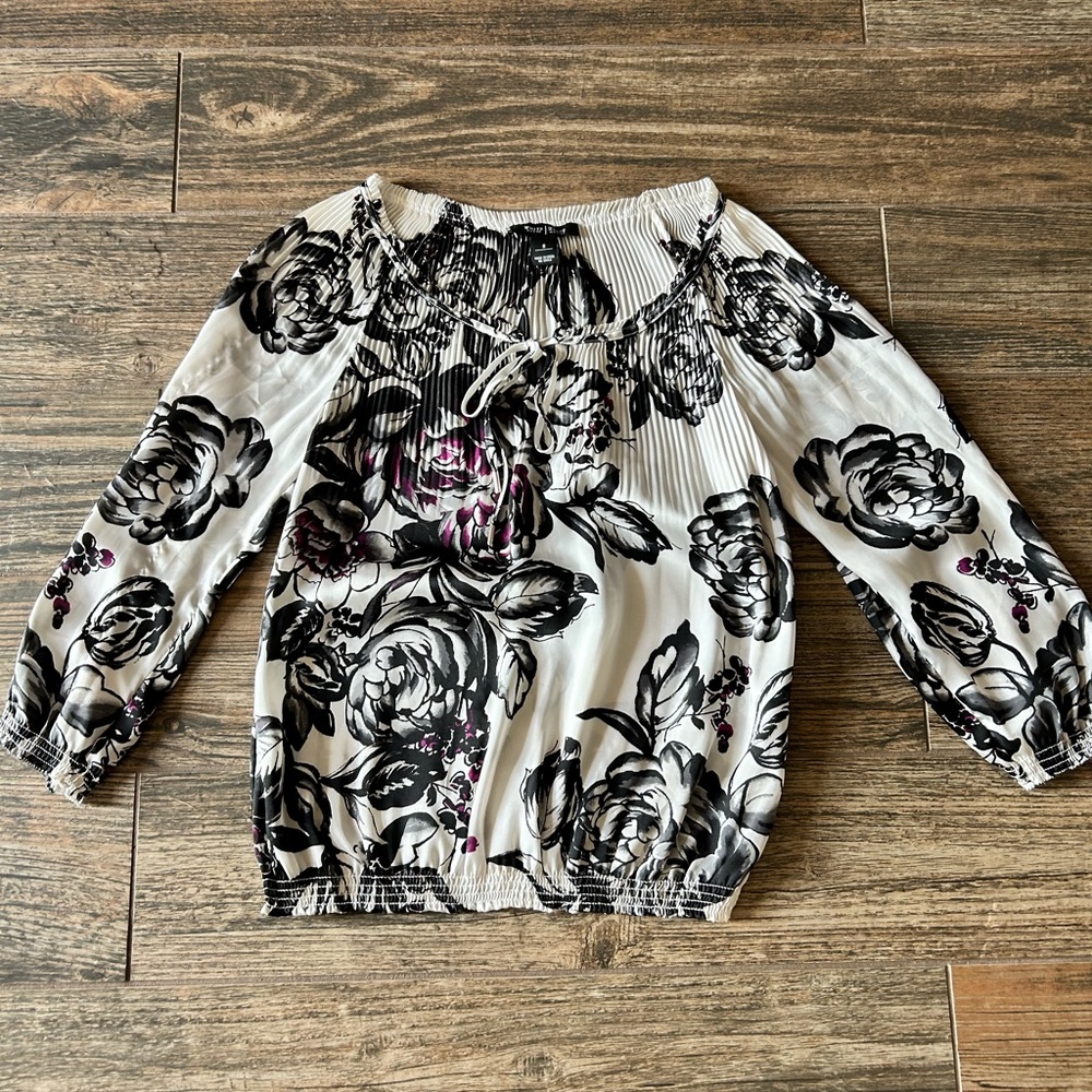 Silky White House Black Market Blouse